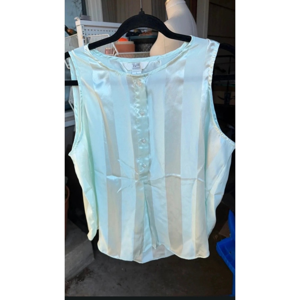 TUW by Mervyns Mint Green Striped Satin Sleeveless Pajama Top Large